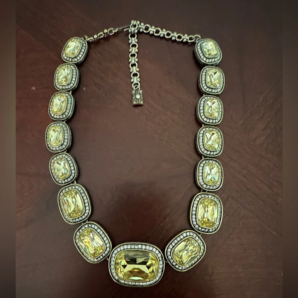 Beyond Gorgeous HEIDI DAUS Vintage Necklace  Citron Crystal 16-20